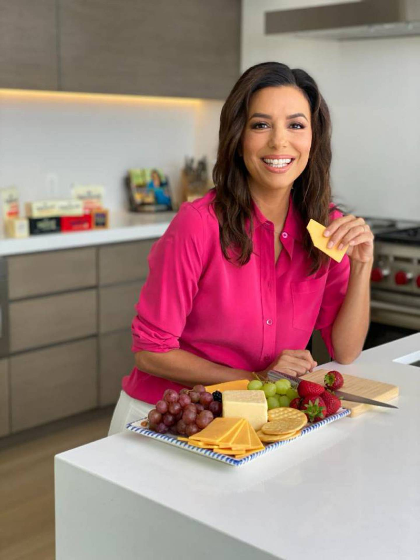 Atriz Eva Longoria, da série Desperate Housewives, fará experiência virtual no Airbnb - Divulgação