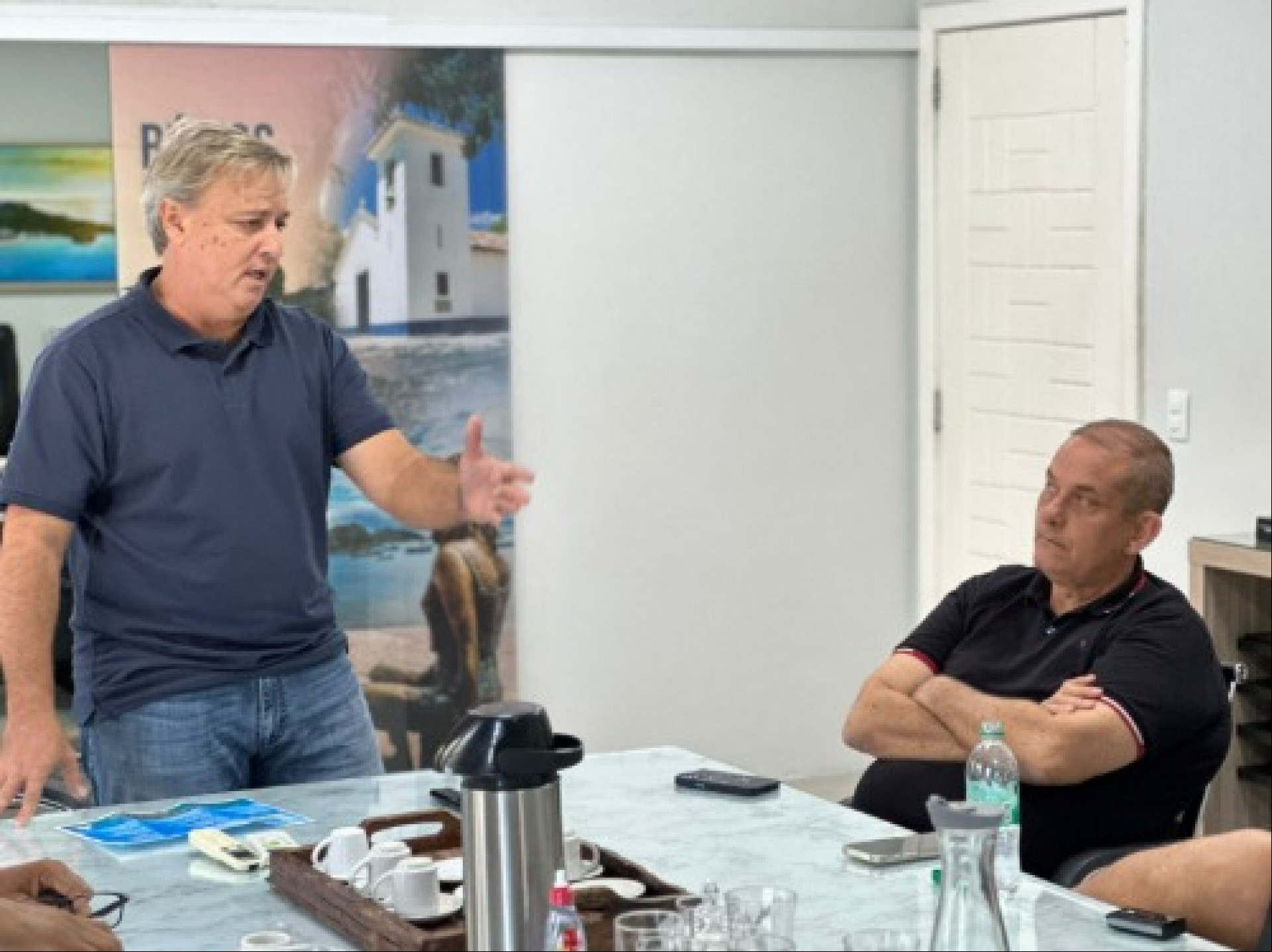 Prefeito Alexandre Martins (REP), se reúne com representantes da concessionária Prolagos - Ascom